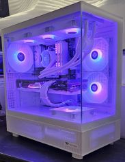 PC Gamer Thermaltake 270 neuf Boitier Thermaltake View 270 TG ARGB Blanc Alimentation Seasonic 850W G12 GM-850 Semi Modulaire (80+Gold) Carte mère MSI B650M Gaming PlusWi-Fi 6E avec Bluetooth 5,3 Processeur AMD Ryzen 5 7600X Watercooling Thermalright Frozen Notte 360 WHITE ARGB SSD Kingston FURY Renegade 2 To Mémoire CORSAIR DOMINATOR PLATINUM RGB DDR5 RAM 32Go CG SAPPHIRE PURE AMD RADEON RX 7700 XT Frostpunk 2 Edition - 12GB 3 ventilateurs Thermalright TL-C12RW-S V2 Reverse Windows 11 Home 1399.00€ TTC neuf, garantie 2 ans